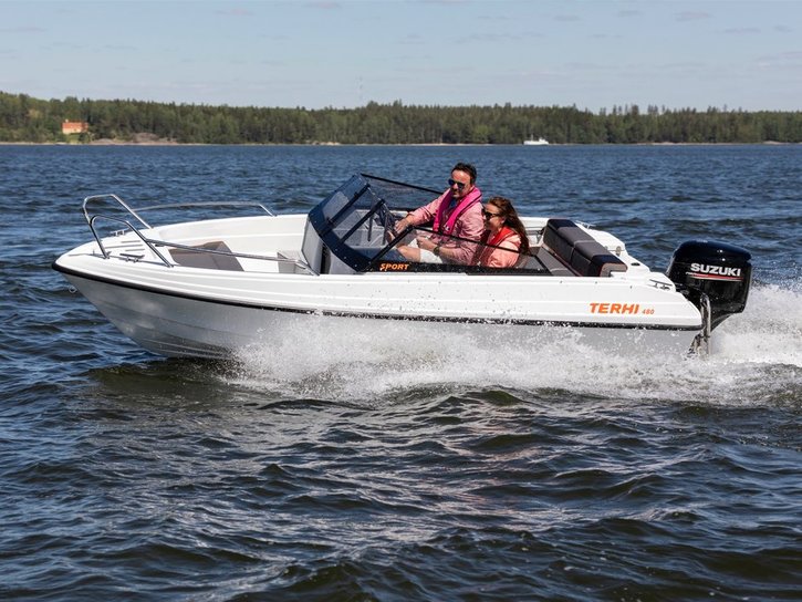 Hardvarende Terhi 480 sport Boot Akkrum