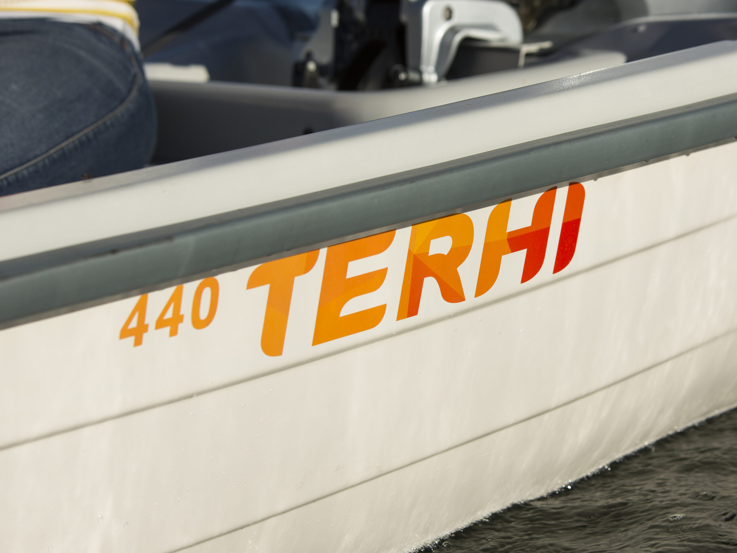 Terhi 440 Boot Akkrum